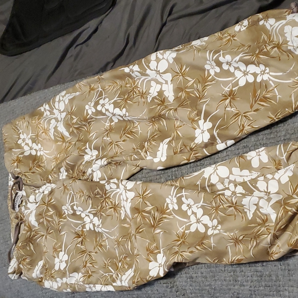 DKR & CO Swimwear Ladies M Capris